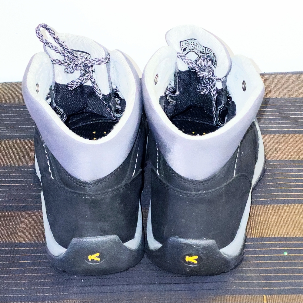 KEEN KACI size 5.5 Black HighTop Lace-up Winter Waterproof Insulated Boots - Picture 8 of 12